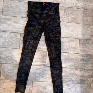 Spanx brand new size m camo